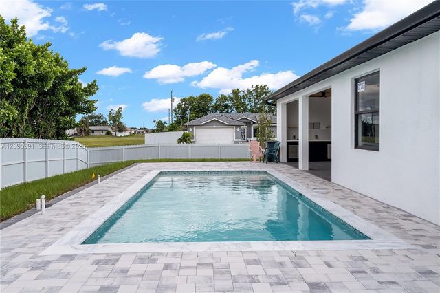 2415 NE 22nd Place, Cape Coral, FL 33909