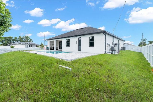 2415 NE 22nd Place, Cape Coral, FL 33909