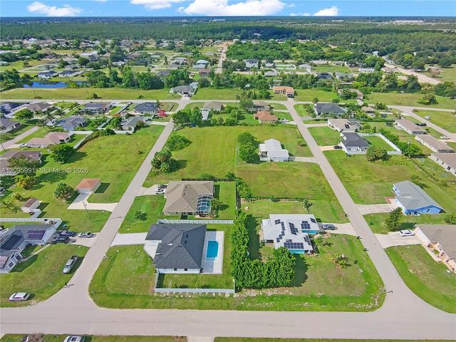 2415 NE 22nd Place, Cape Coral, FL 33909