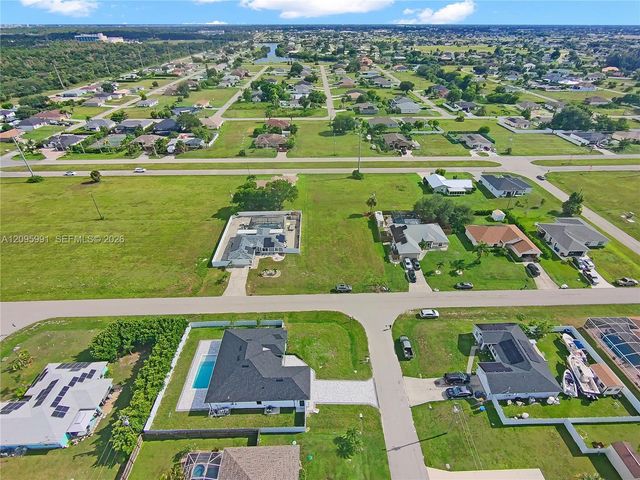 2415 NE 22nd Place, Cape Coral, FL 33909