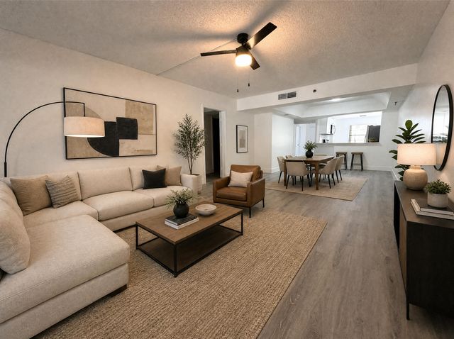 23344 CAROLWOOD Lane 302, Boca Raton, FL 33428