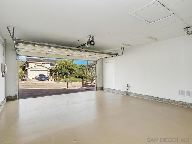 14302 Sandown, Poway, CA 92064