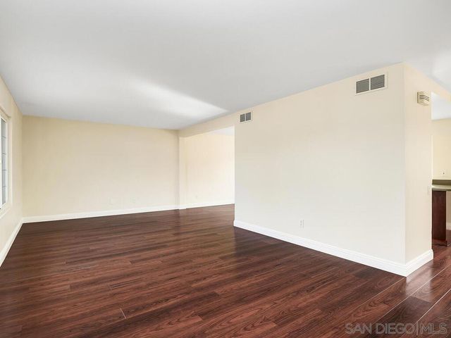 14302 Sandown, Poway, CA 92064