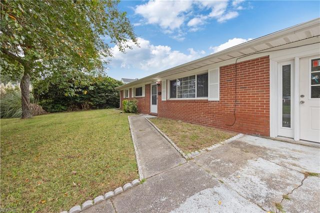 3416 Victoria DR, Virginia Beach, VA 23452