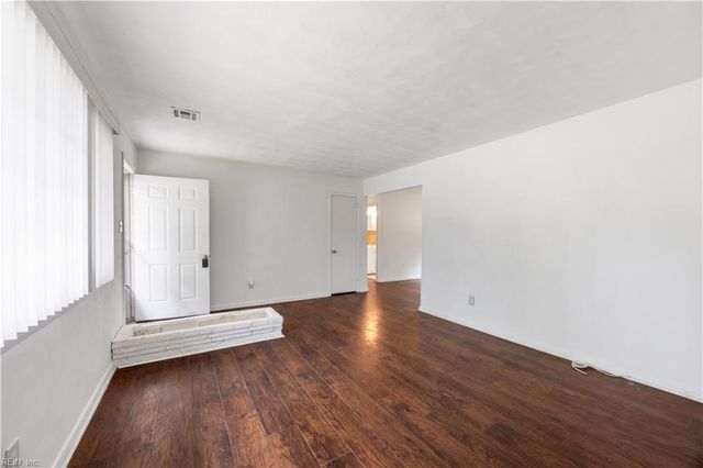 3416 Victoria DR, Virginia Beach, VA 23452