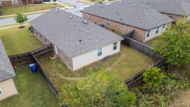 3308 Robin Road, Ennis, TX 75119