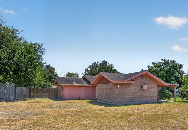 4109 Montego Dr, Corpus Christi, TX 78411