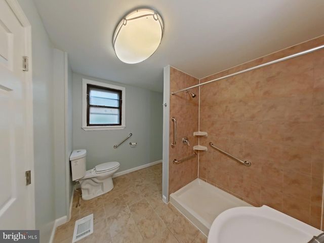 512 MERCY ST, Philadelphia, PA 19148