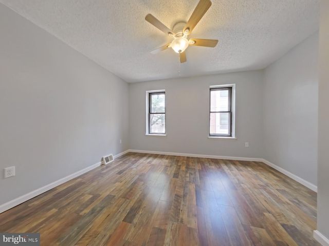 512 MERCY ST, Philadelphia, PA 19148
