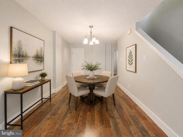 512 MERCY ST, Philadelphia, PA 19148