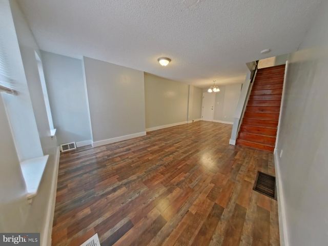 512 MERCY ST, Philadelphia, PA 19148