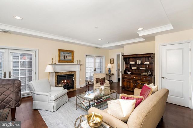 132 VICTORIA MEWS, Princeton, NJ 08542