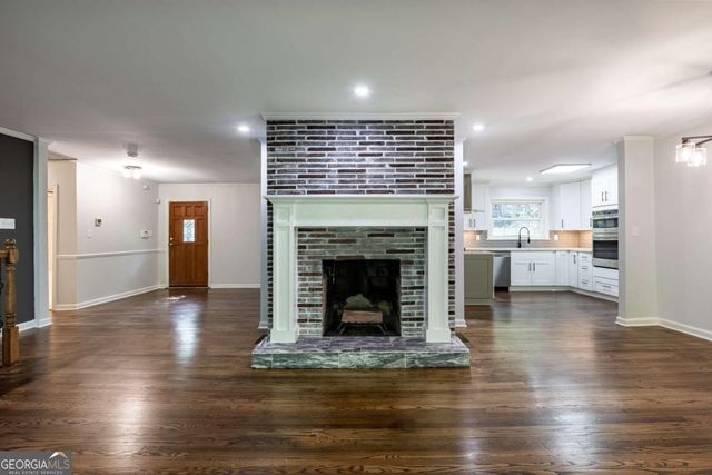 2117 Woodland Drive, Atlanta, GA 30354