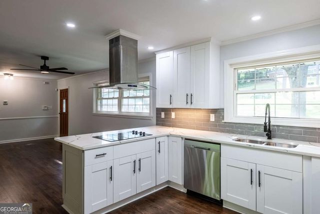 2117 Woodland Drive, Atlanta, GA 30354