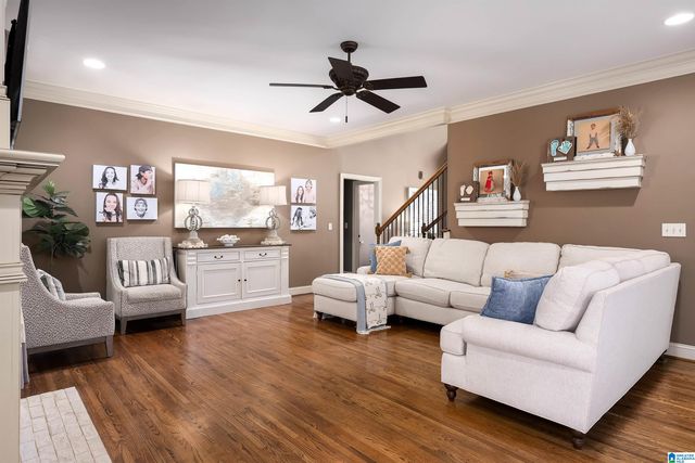 325 MIDDLE RIDGE DRIVE, Springville, AL 35146
