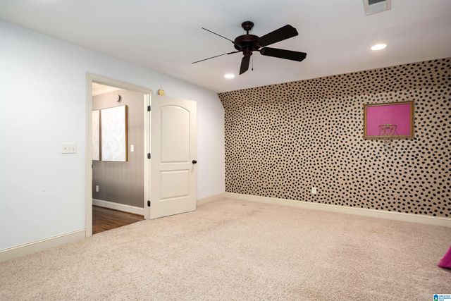 325 MIDDLE RIDGE DRIVE, Springville, AL 35146