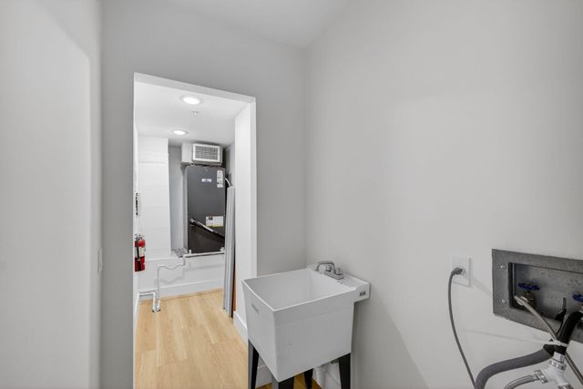 182 Lake Drive 5-301, Palm Beach Shores, FL 33404