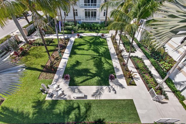 182 Lake Drive 5-301, Palm Beach Shores, FL 33404