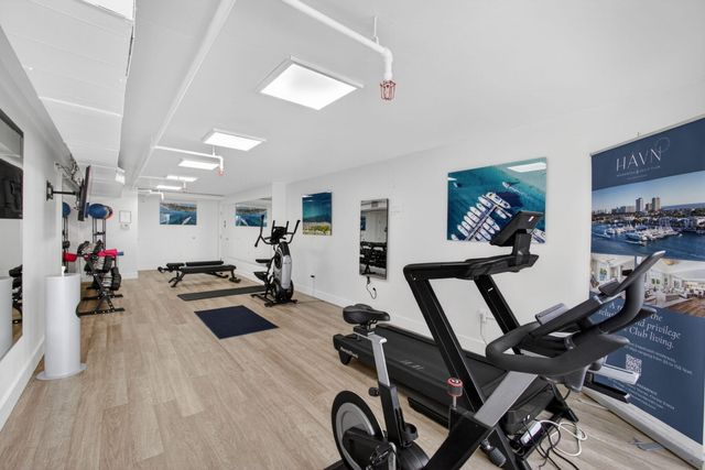 182 Lake Drive 5-301, Palm Beach Shores, FL 33404