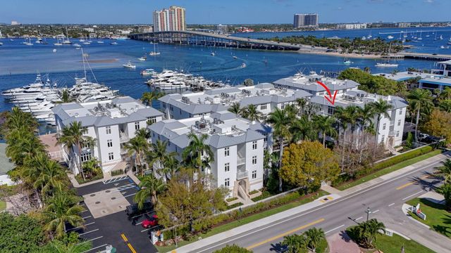 182 Lake Drive 5-301, Palm Beach Shores, FL 33404