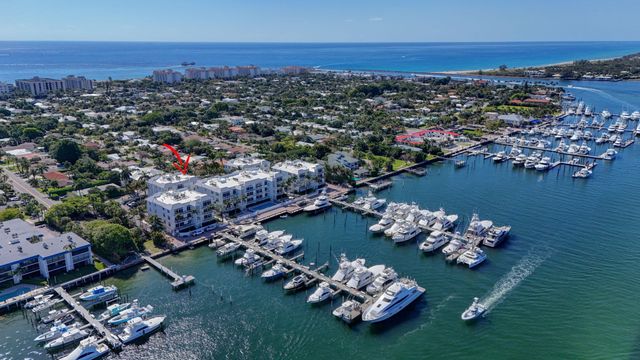 182 Lake Drive 5-301, Palm Beach Shores, FL 33404