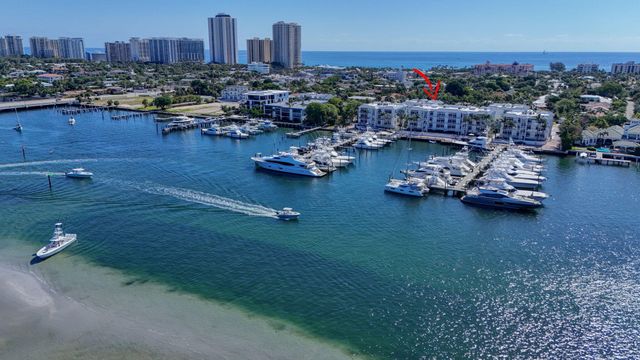 182 Lake Drive 5-301, Palm Beach Shores, FL 33404