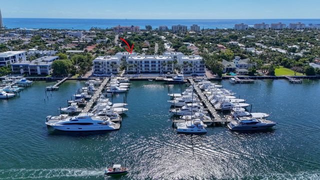 182 Lake Drive 5-301, Palm Beach Shores, FL 33404