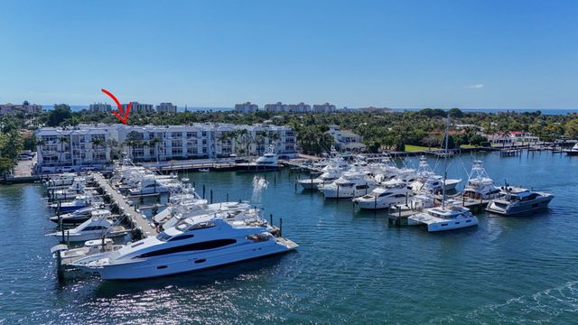 182 Lake Drive 5-301, Palm Beach Shores, FL 33404