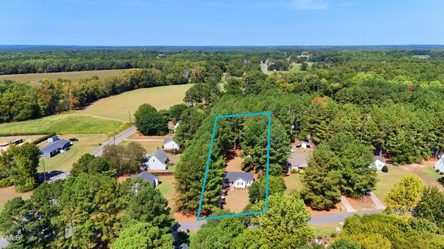 41 Starcroft Drive, Fuquay Varina, NC 27526