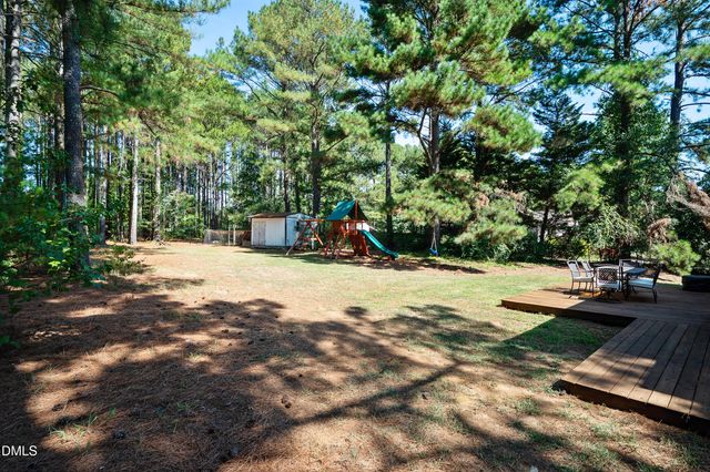 41 Starcroft Drive, Fuquay Varina, NC 27526