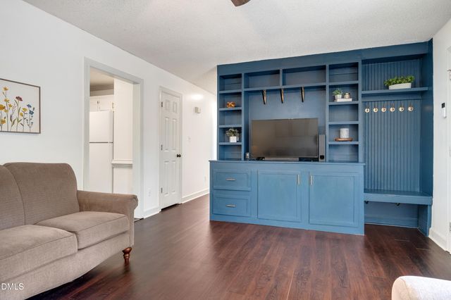 41 Starcroft Drive, Fuquay Varina, NC 27526