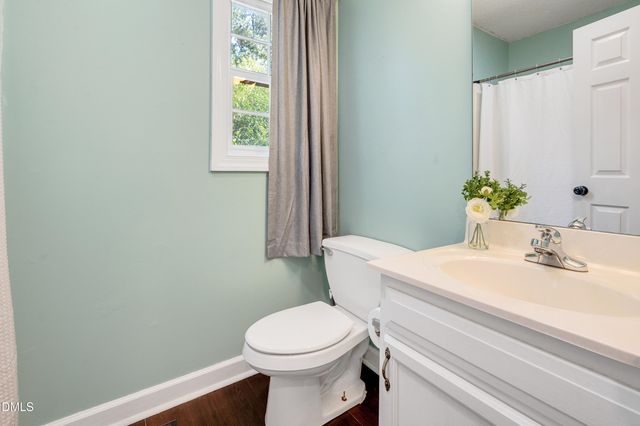 41 Starcroft Drive, Fuquay Varina, NC 27526