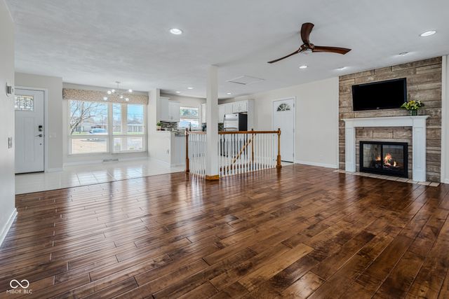 3050 Washington Street, Columbus, IN 47201