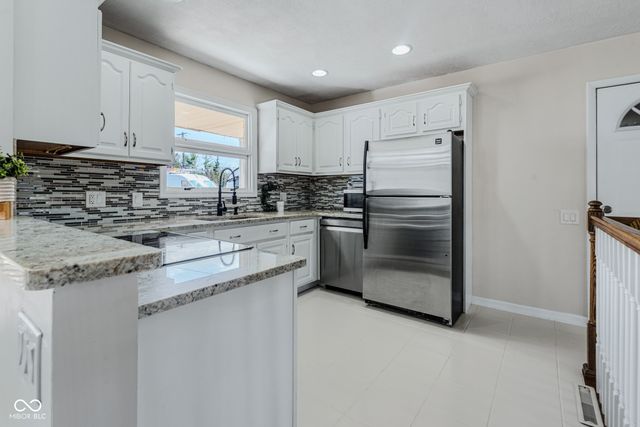 3050 Washington Street, Columbus, IN 47201