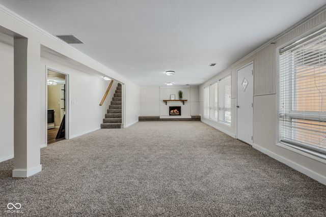 3050 Washington Street, Columbus, IN 47201