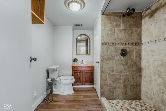 3050 Washington Street, Columbus, IN 47201