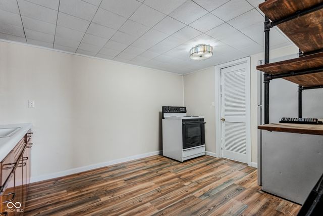 3050 Washington Street, Columbus, IN 47201