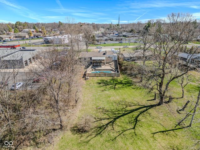 3050 Washington Street, Columbus, IN 47201