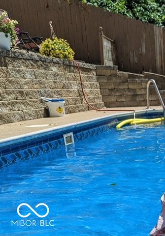 3050 Washington Street, Columbus, IN 47201