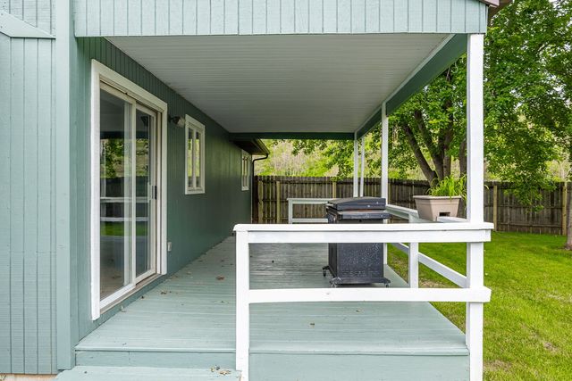 570 Meadows Road, Bourbonnais, IL 60914