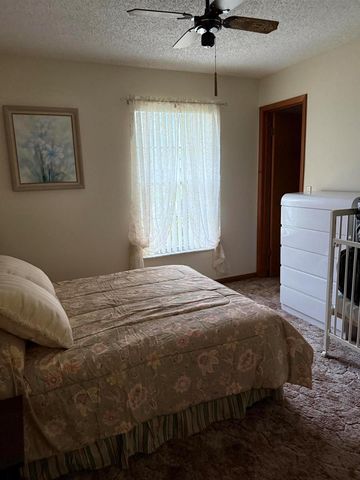 529 SW Violet Avenue, Port St. Lucie, FL 34983