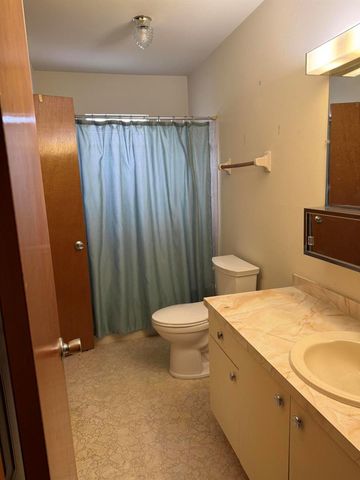529 SW Violet Avenue, Port St. Lucie, FL 34983