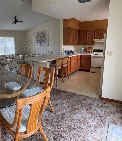 529 SW Violet Avenue, Port St. Lucie, FL 34983