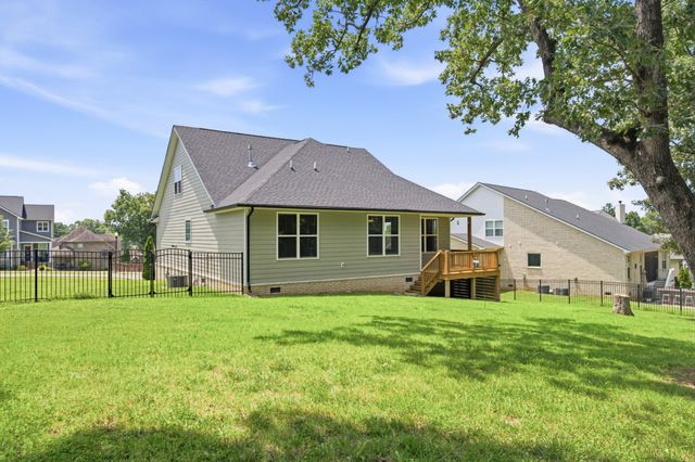 271 Christine Dr, Lebanon, TN 37087