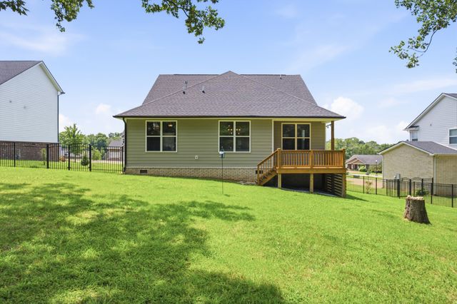271 Christine Dr, Lebanon, TN 37087