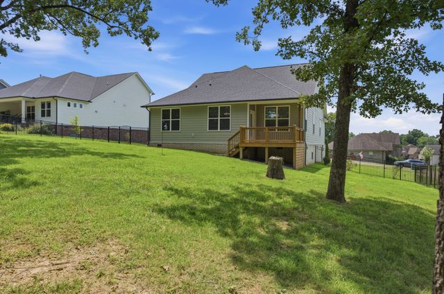 271 Christine Dr, Lebanon, TN 37087