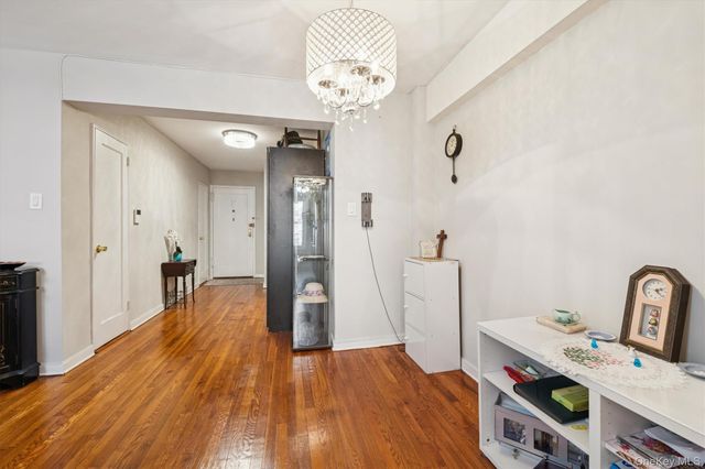 139-09 84th Drive 408, Briarwood, NY 11435