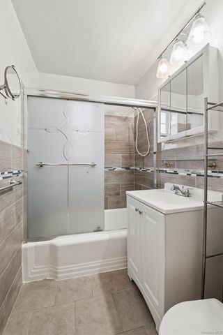 139-09 84th Drive 408, Briarwood, NY 11435