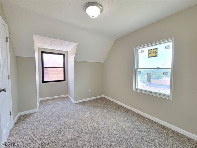 1006 Jackson Avenue, Parkersburg, WV 26101