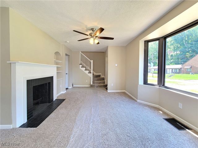 1006 Jackson Avenue, Parkersburg, WV 26101